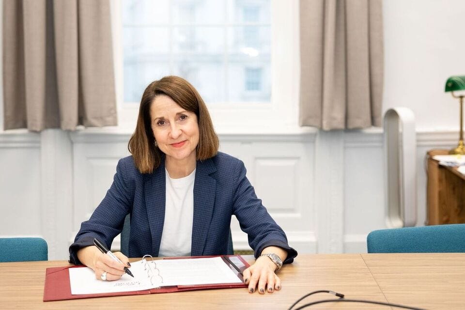 DeepMind's first automated AI lab in the UK will research new semiconductor materials