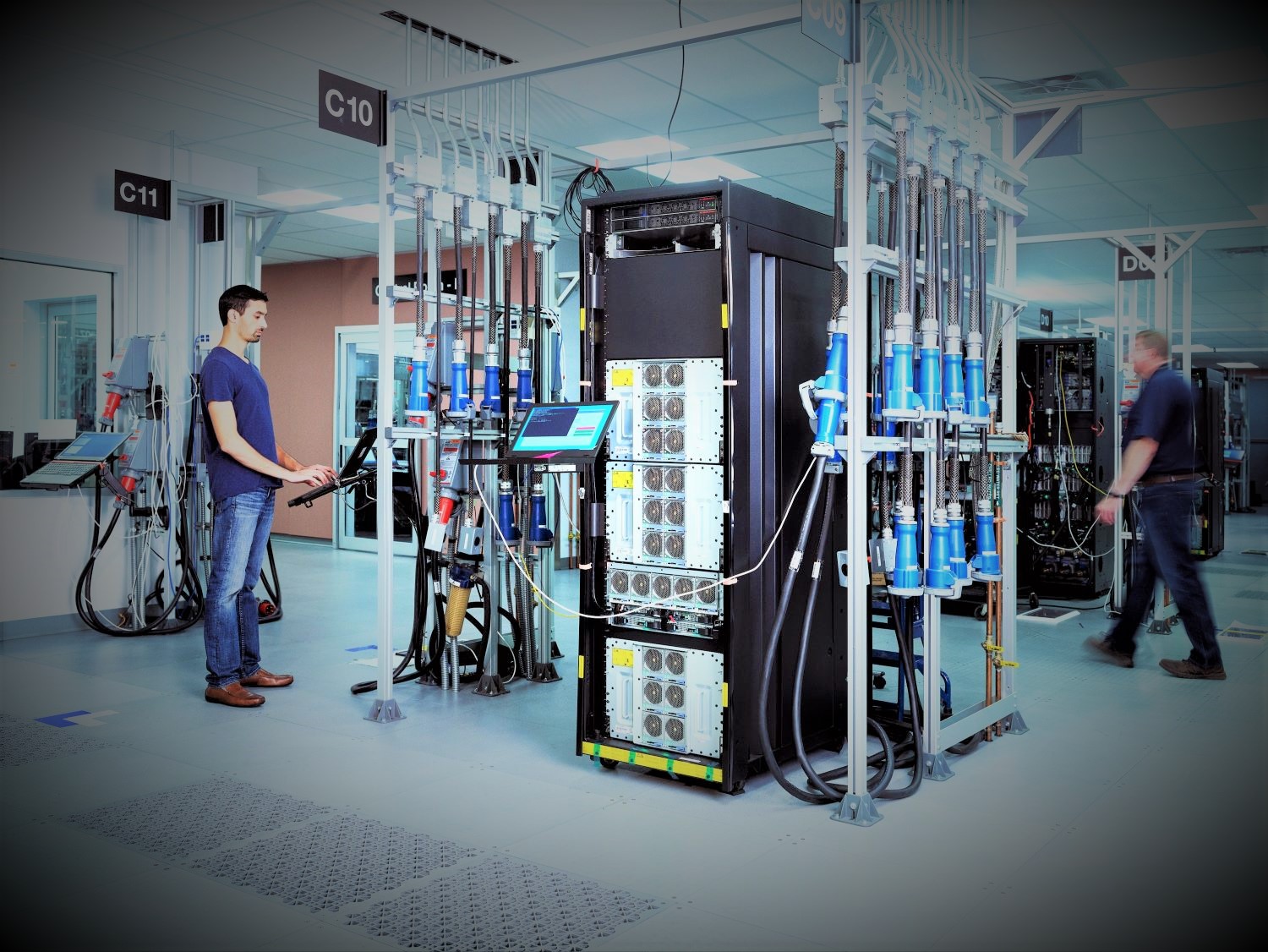 Should you give a 'Wazi aas' about IBM's new z16 mainframe?